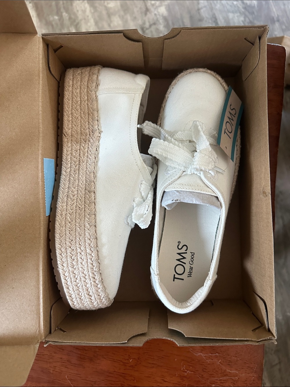 NWT: TOMS White Canvas Platform Espadrille Sneakers